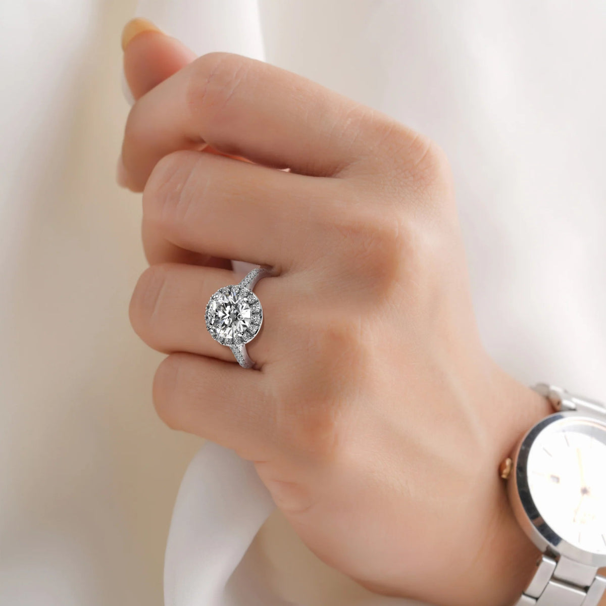 18K White Gold Round Brilliant Cut Lab Grown Diamond Halo Engagement Ring 1.0 - 2.0ct - Triple